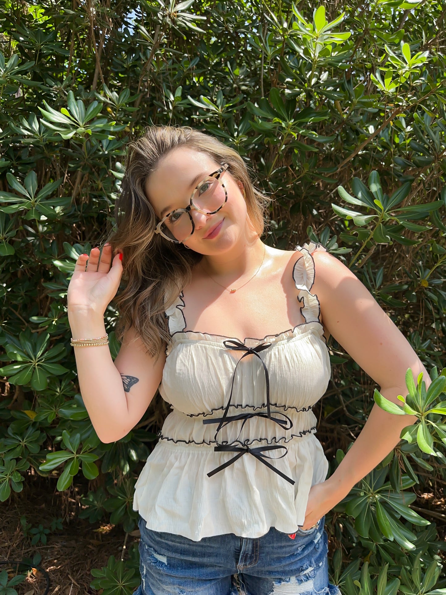 Amy bow top