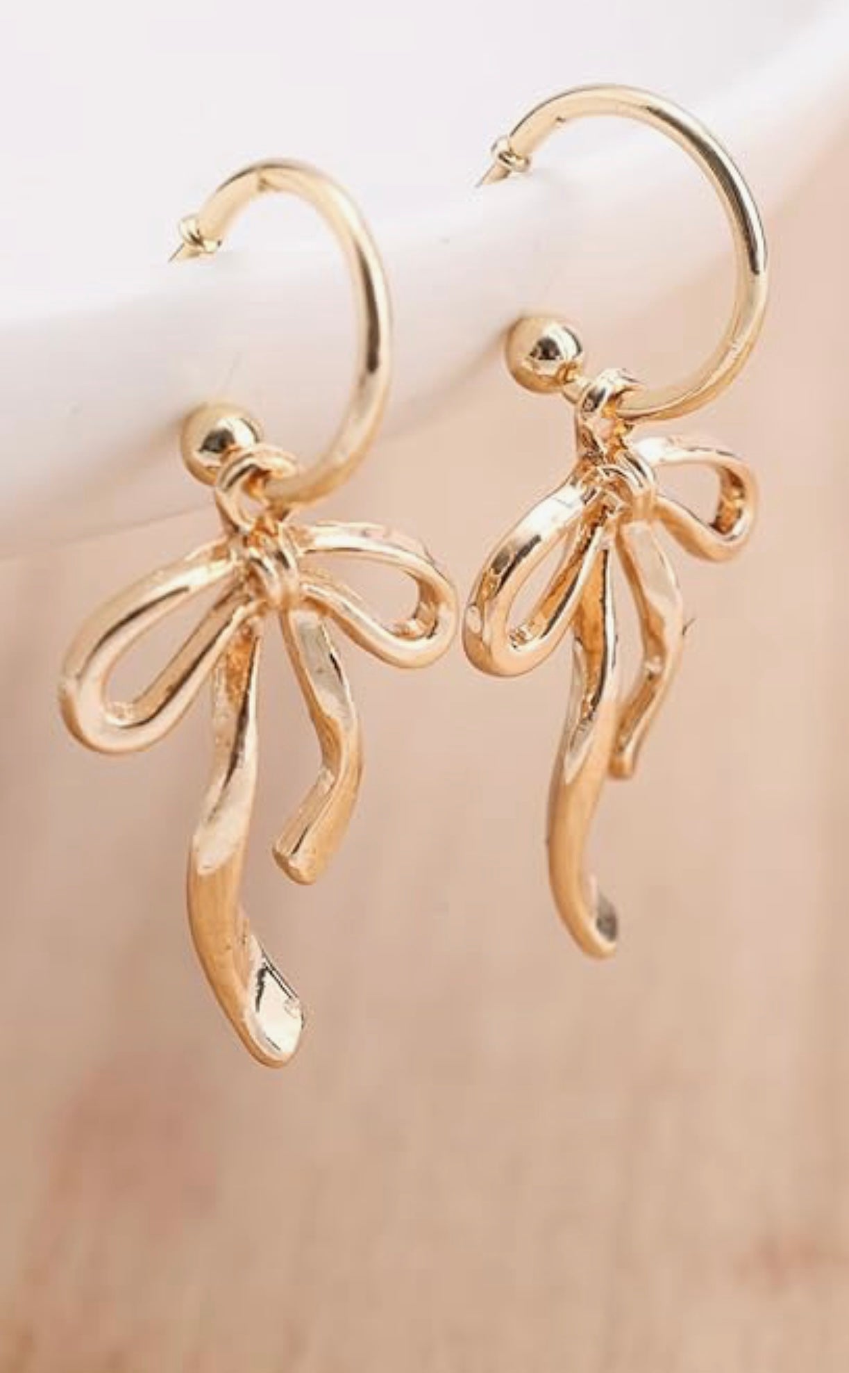 Huggie Bow Earrings
