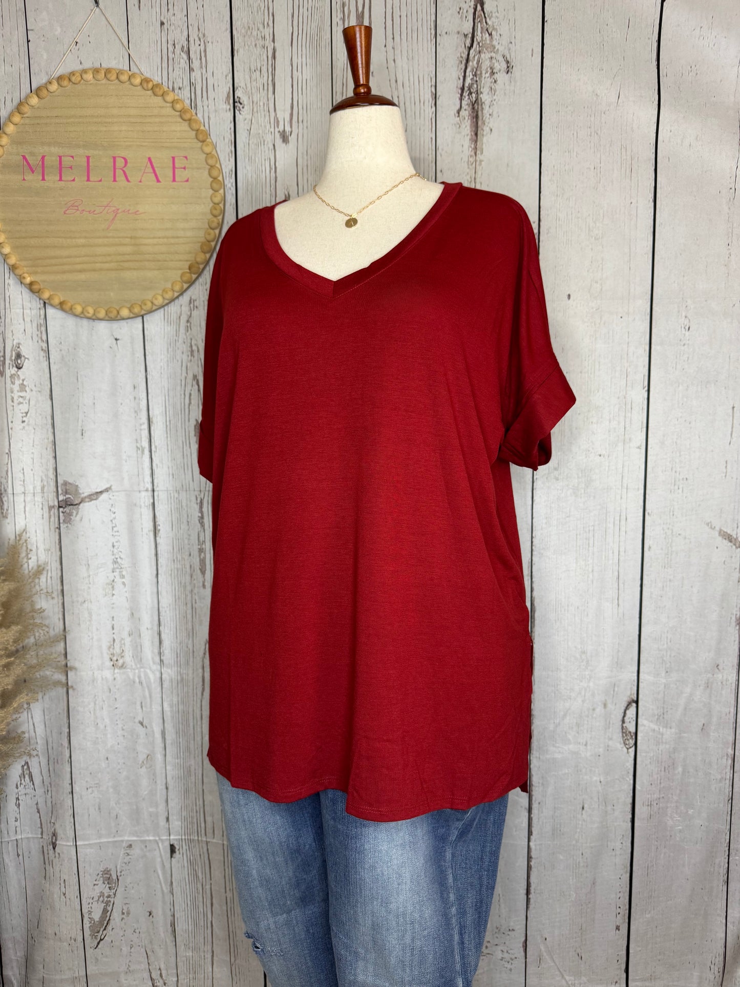 LAURA Plus Rolled Sleeve V-Neck Side Slit Hi-Low Hem