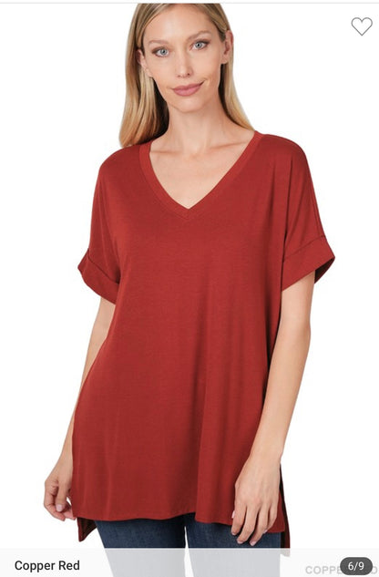 Plus Rolled Sleeve V-Neck Side Slit Hi-Low Hem